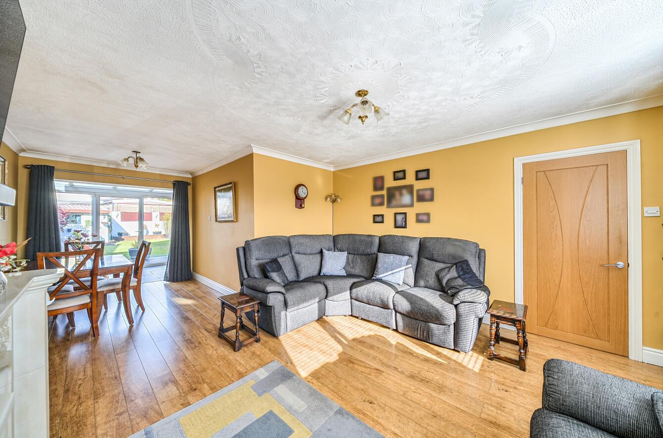 Derlwyn, Dunvant, Swansea, SA2 7PN